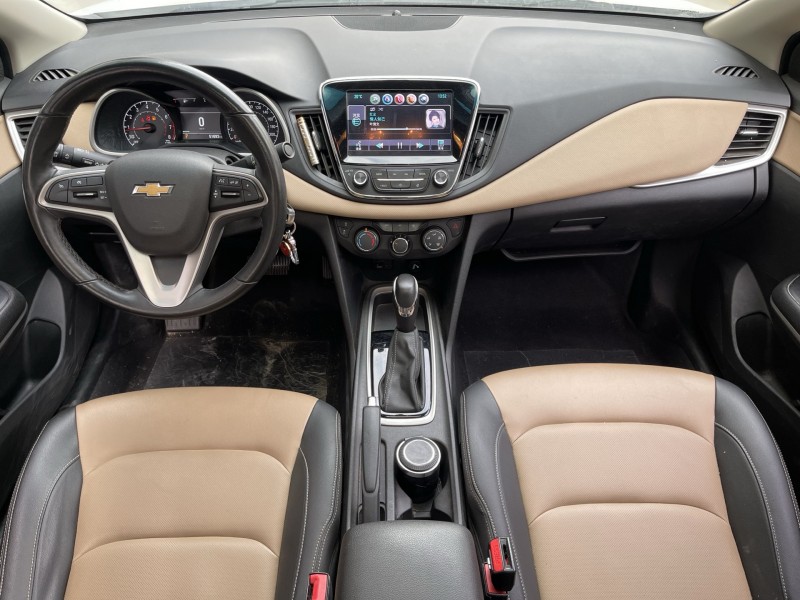 济宁21年雪佛兰科鲁泽6