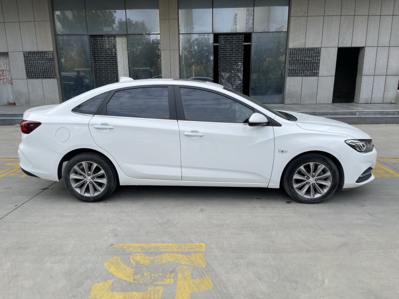 济宁21年雪佛兰科鲁泽8