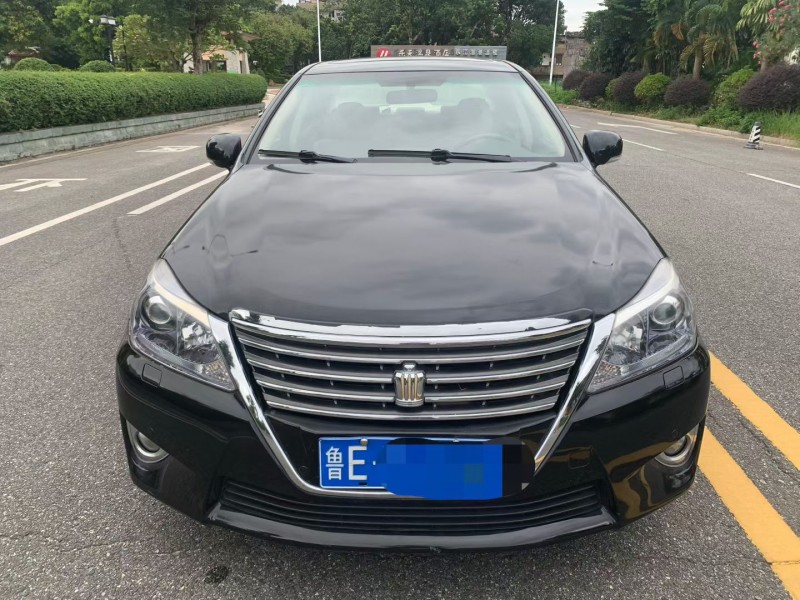 茂名14年丰田皇冠1
