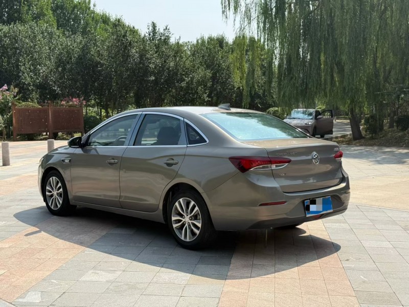 菏泽18年别克英朗8