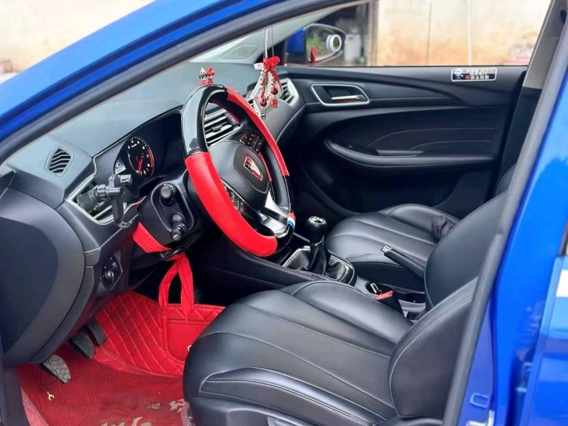 金华19年荣威i57