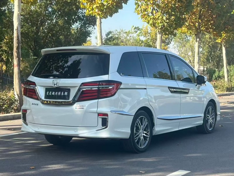 郑州21年本田艾力绅7