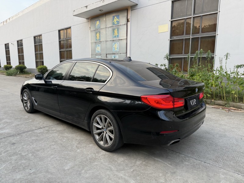 盐城18年宝马5系8