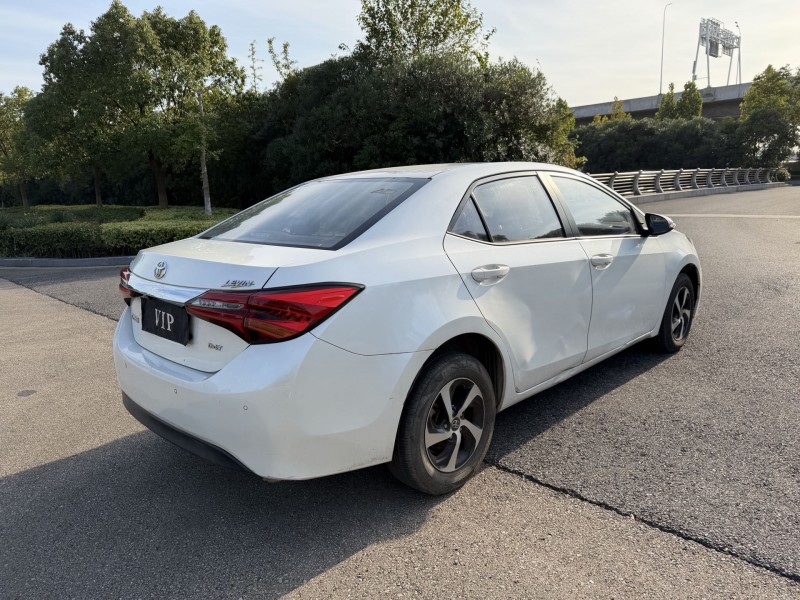 盐城18年丰田雷凌7