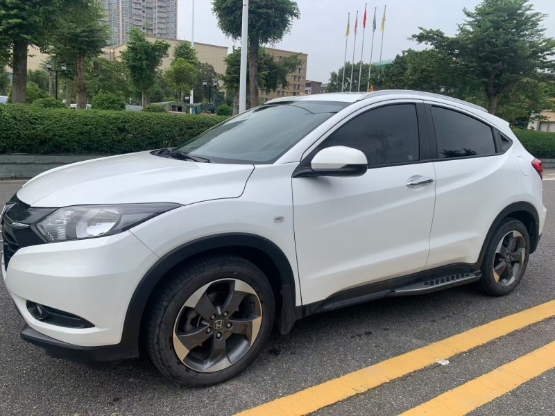 茂名16年本田缤智3