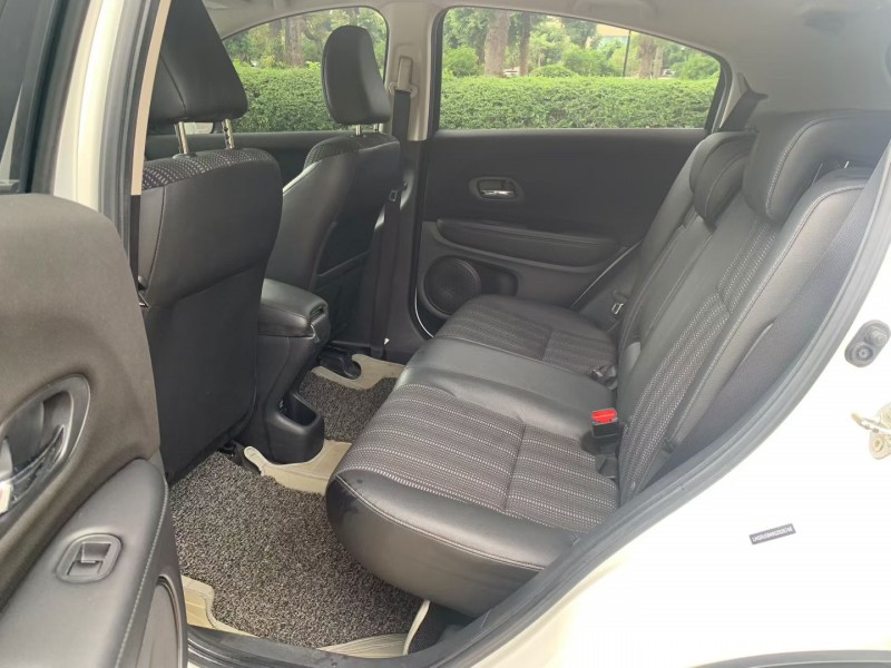 茂名16年本田缤智5