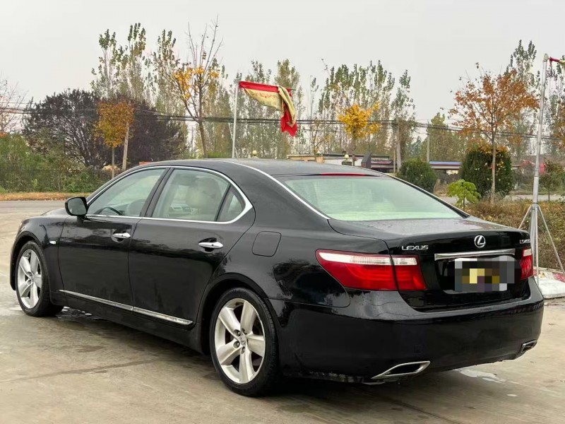 菏泽07年雷克萨斯IS8
