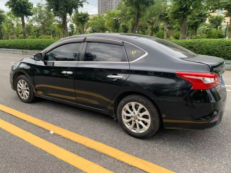 茂名19年日产轩逸7