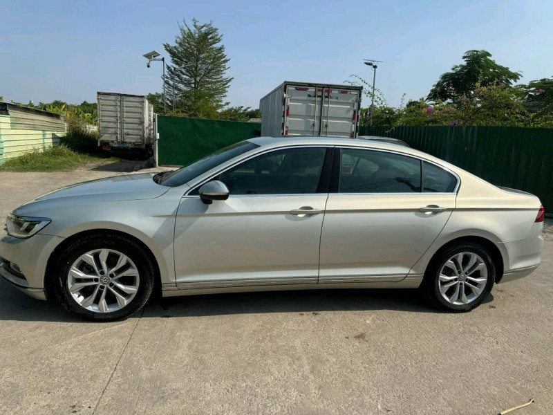 中山18年大众迈腾3