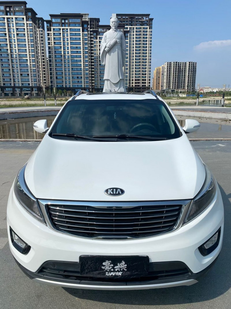 菏泽15年起亚智跑1