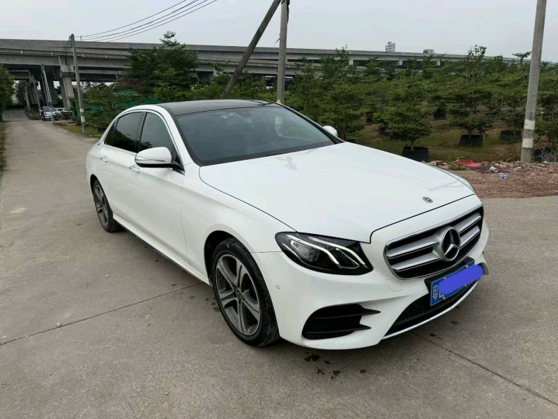 中山20年奔驰E2