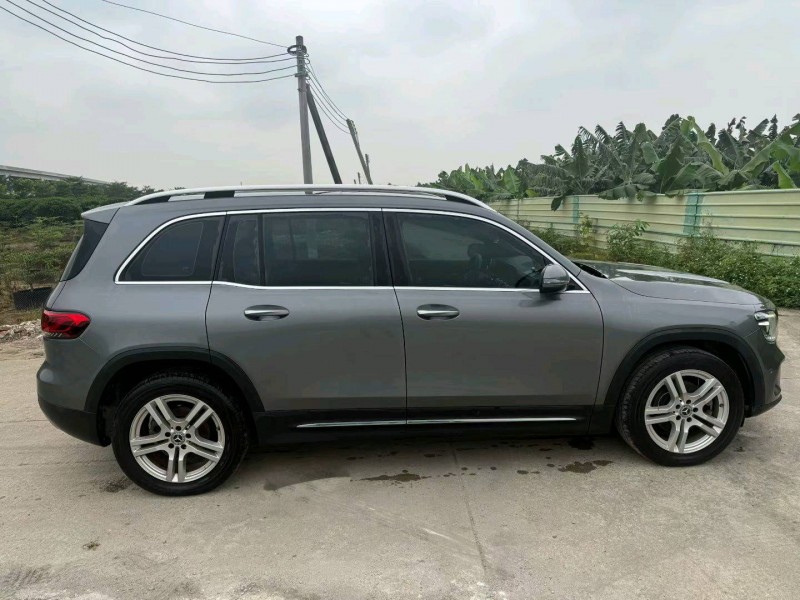 中山20年奔驰GLB3