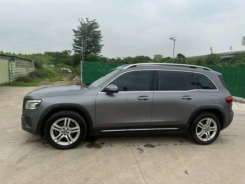 中山20年奔驰GLB4