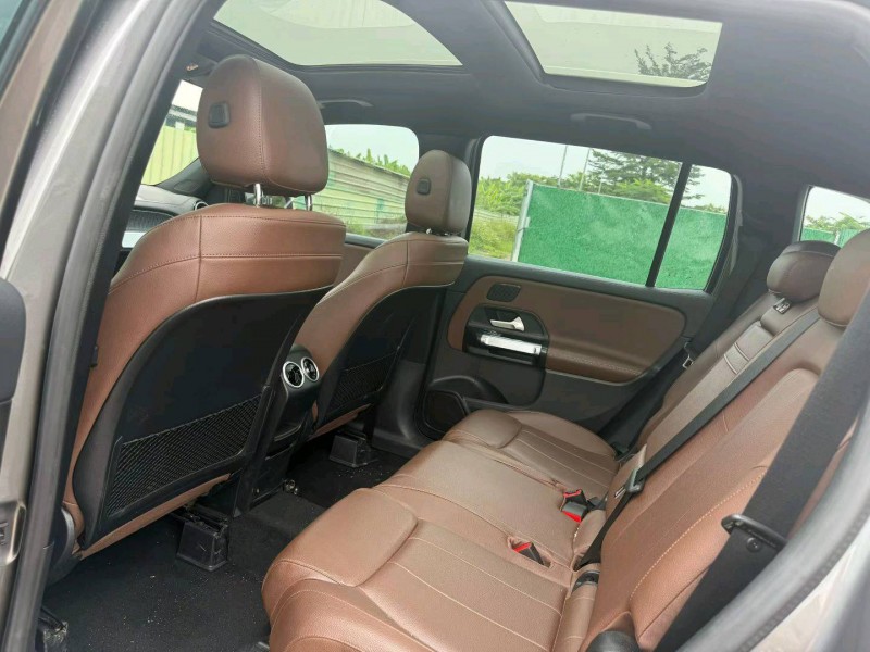 中山20年奔驰GLB8