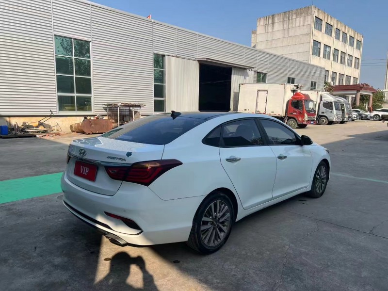 临沂17年现代名图7