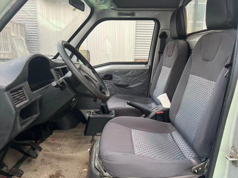 临沂20年五菱汽车之光6