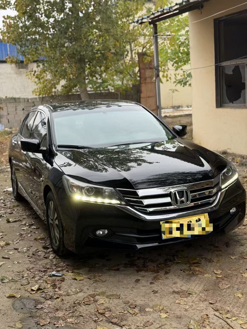 菏泽14年本田雅阁2