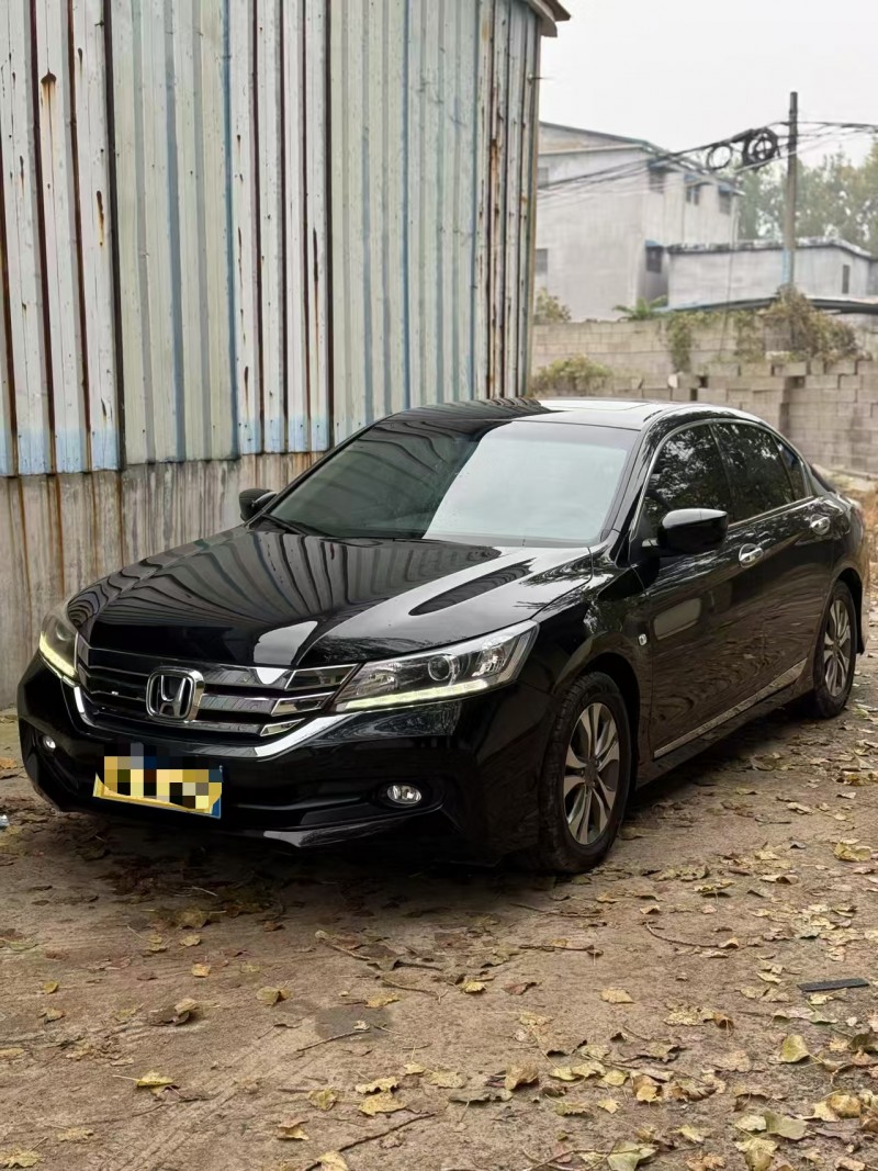 菏泽14年本田雅阁3