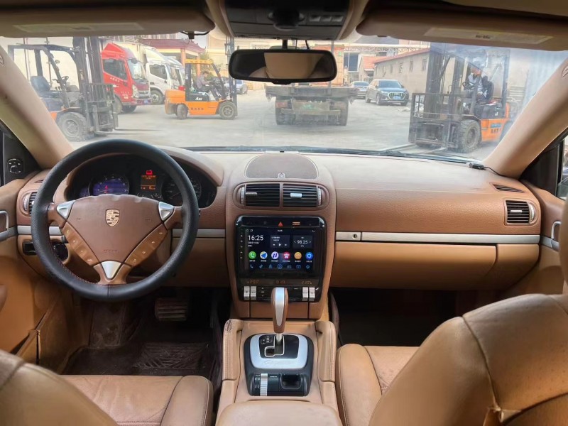 临沂11年保时捷卡宴4