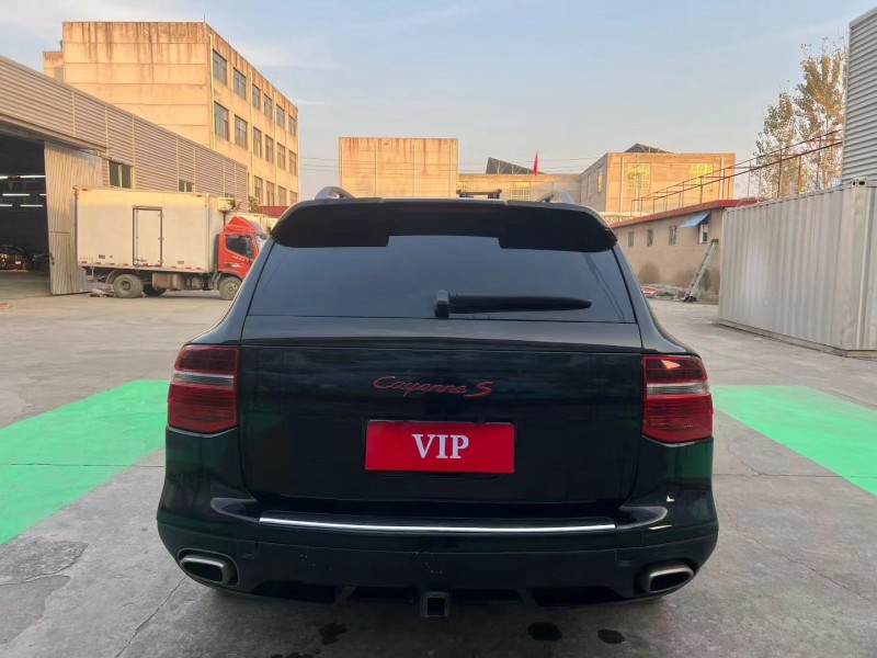 临沂11年保时捷卡宴9