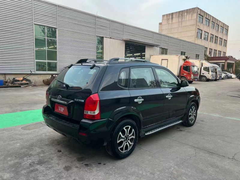 临沂13年现代途胜7