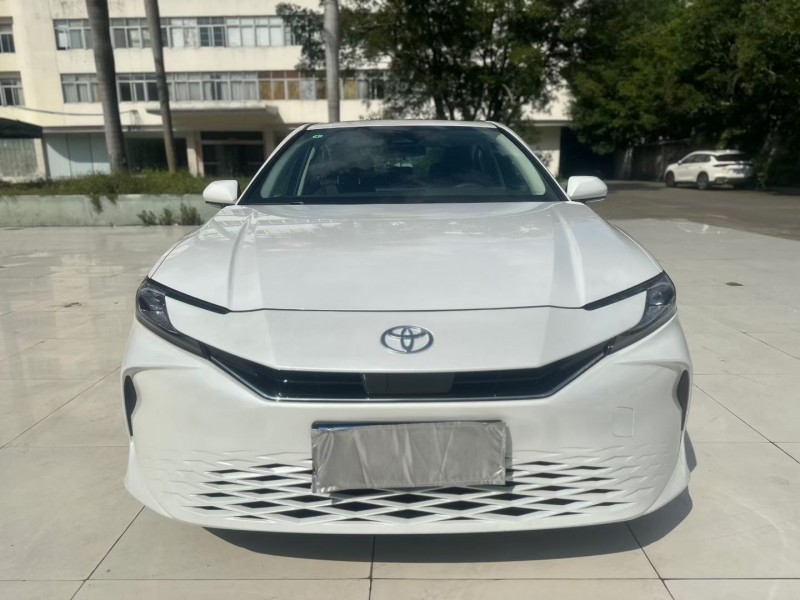 河源25年丰田凯美瑞1