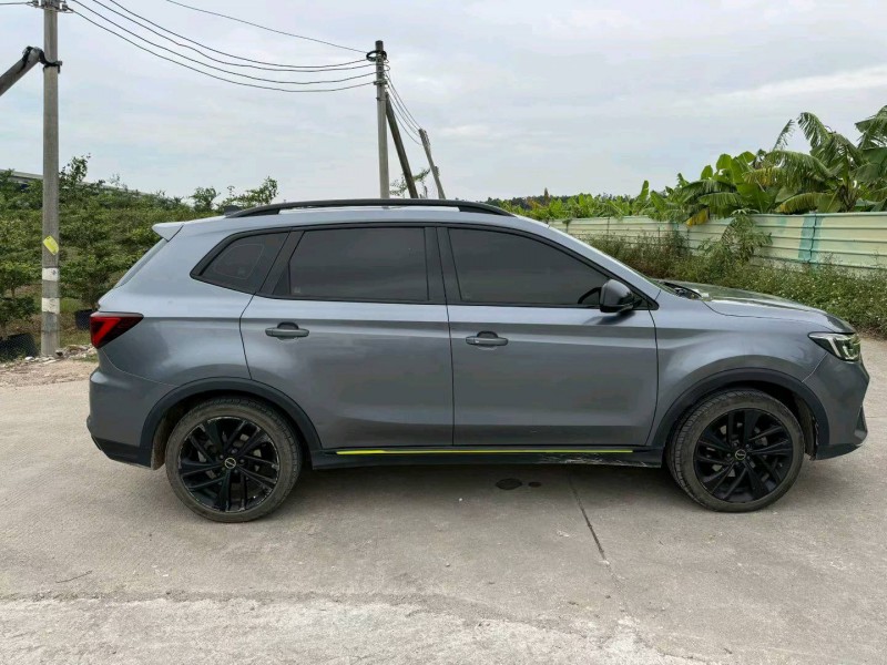 中山20年荣威RX53