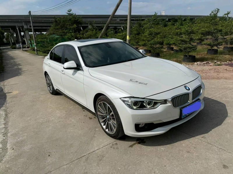 中山19年宝马3系2