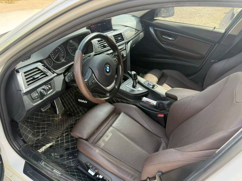 中山19年宝马3系7