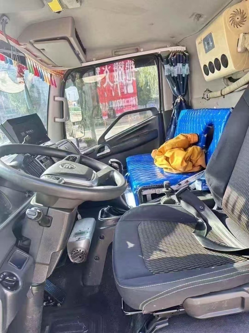 菏泽21年解放箱货J65