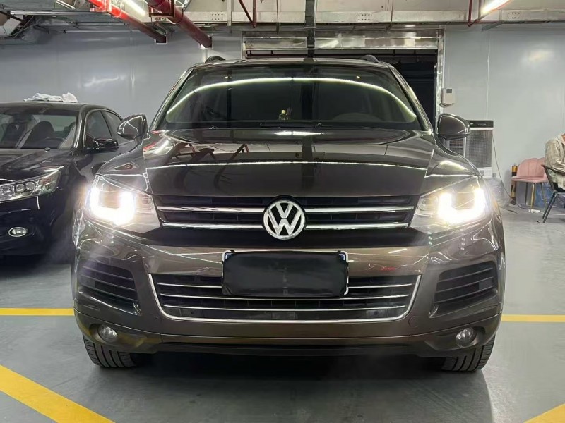 广州17年大众途锐1