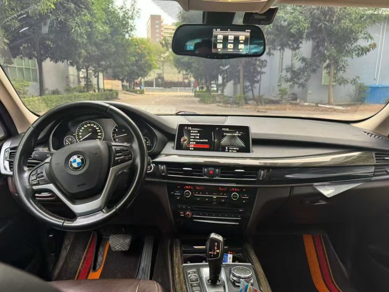 广州15年宝马X57