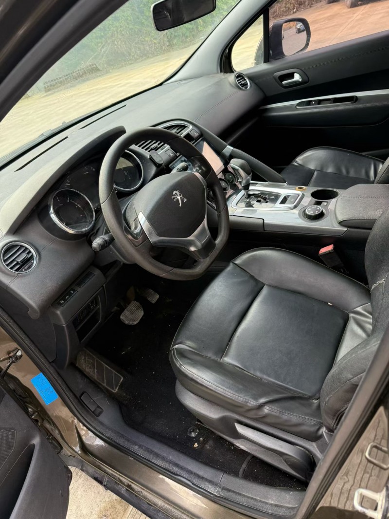 乐山16年东风标致3