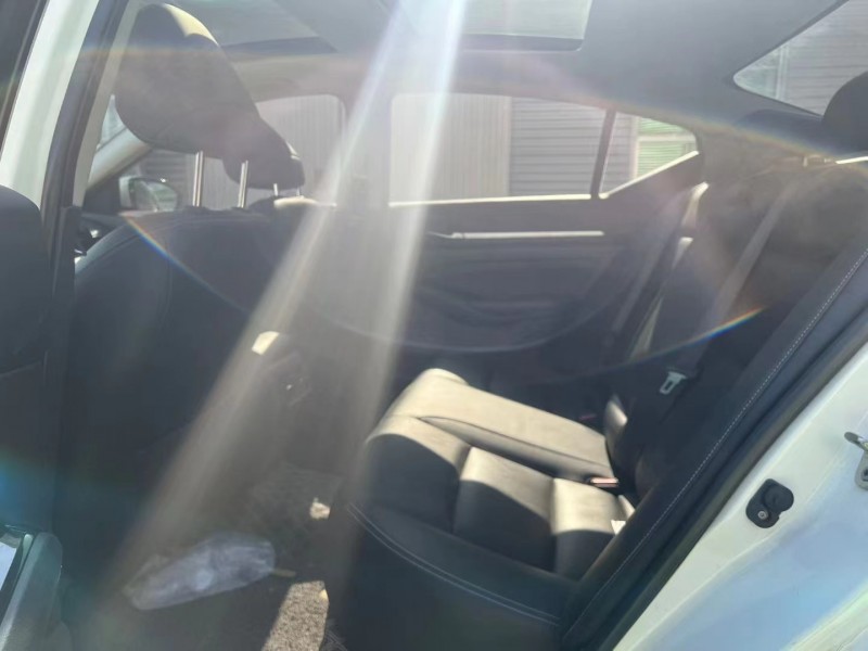 临沂22年日产天籁4