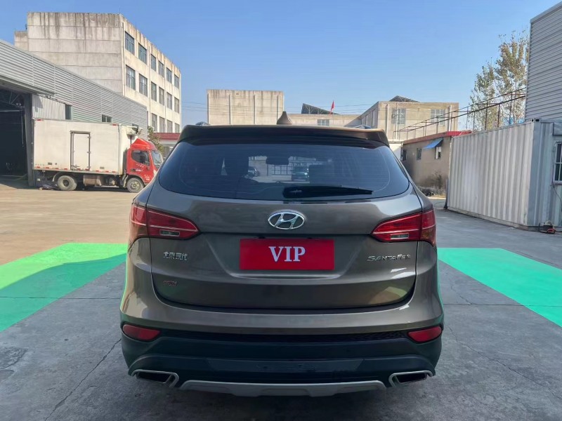 临沂14年现代全新胜达9