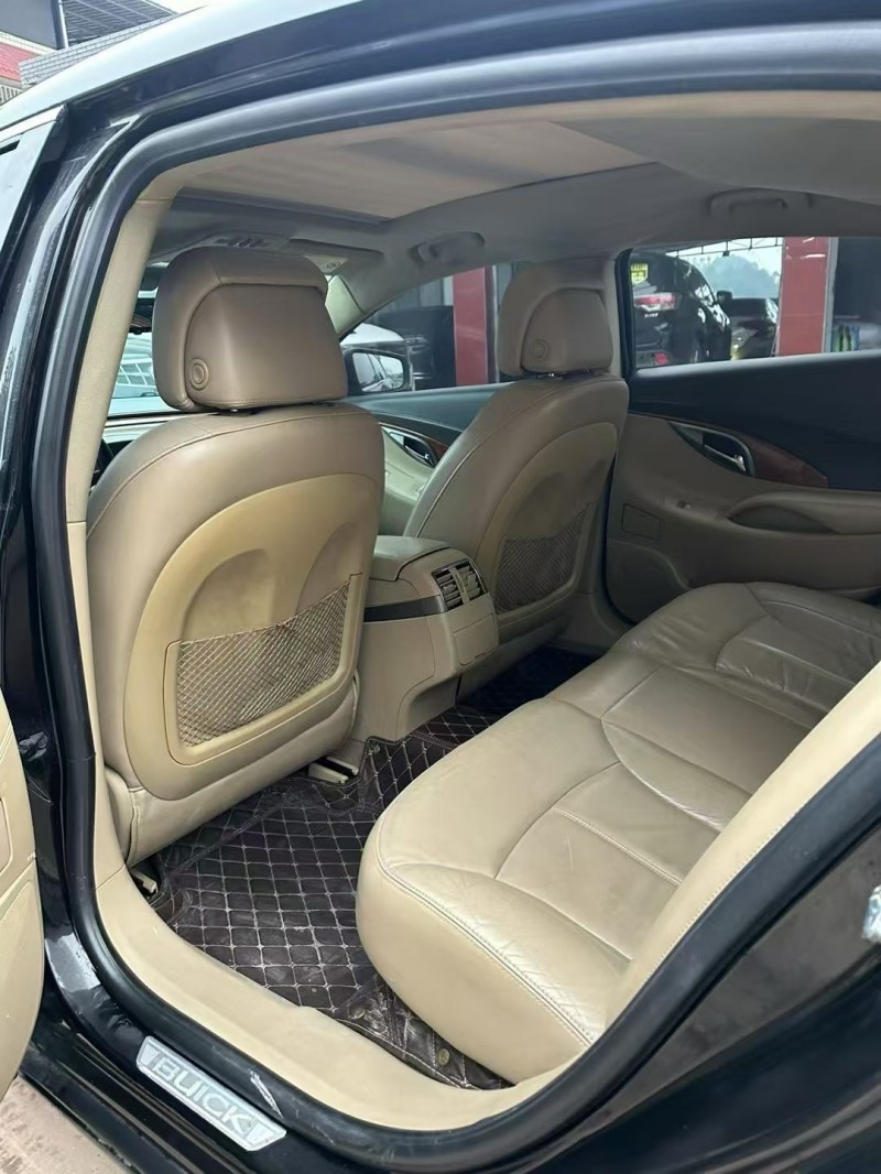 乐山14年别克君越4