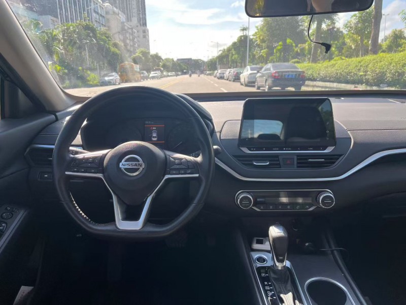 茂名19年日产天籁6