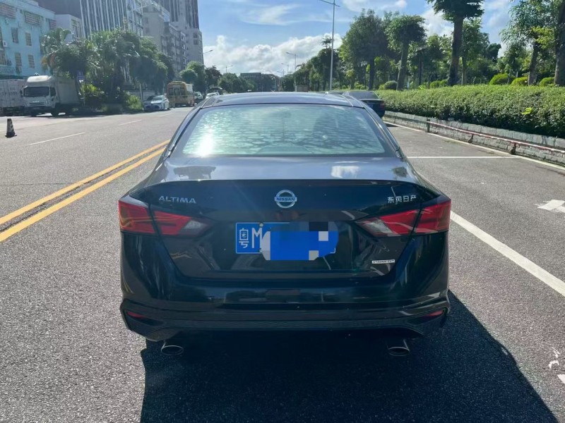 茂名19年日产天籁9