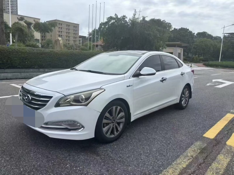 茂名16年现代名图3