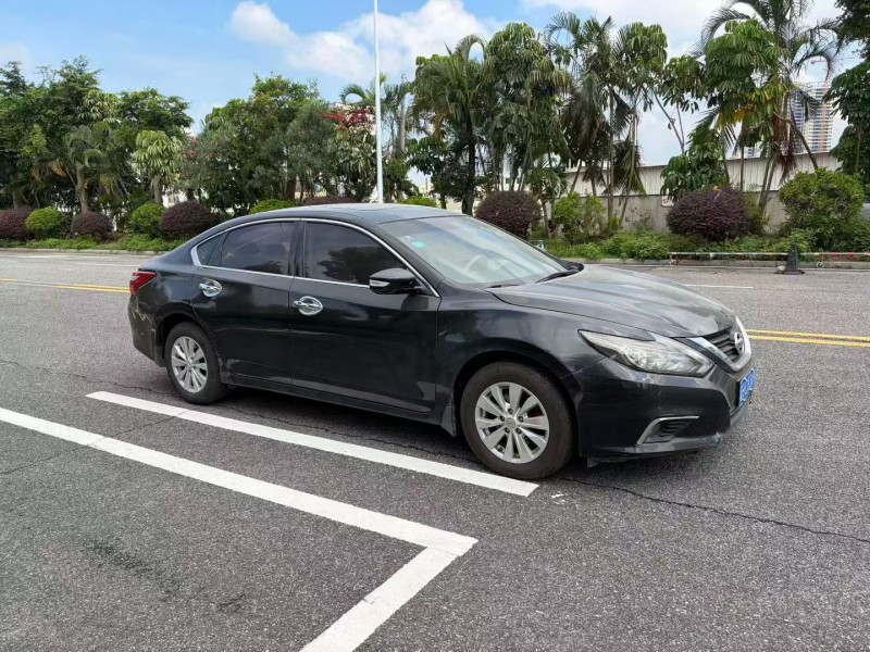 茂名17年日产轩逸2