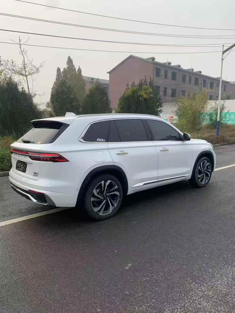 邯郸23年吉利星越8