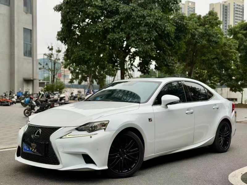 东莞13年雷克萨斯IS2