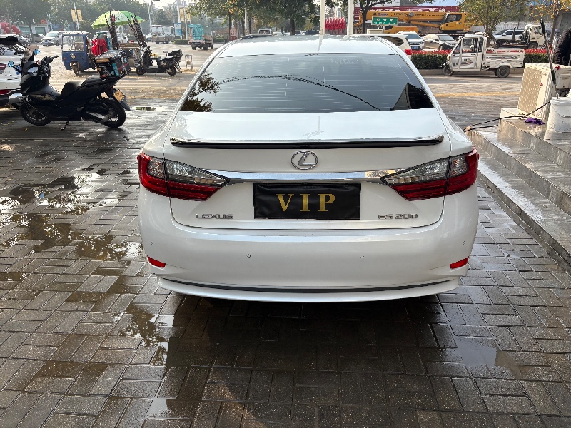 郑州18年雷克萨斯ES3