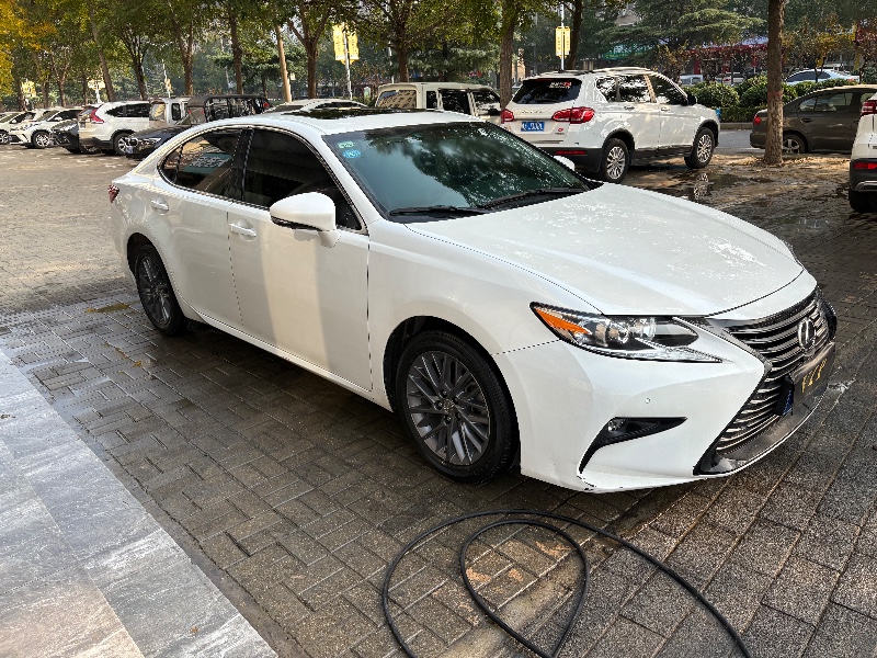 郑州18年雷克萨斯ES4