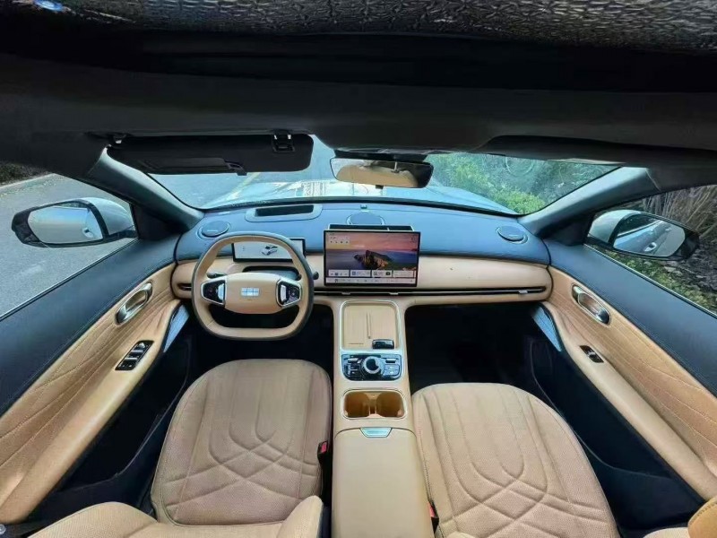 枣庄25年吉利银河4