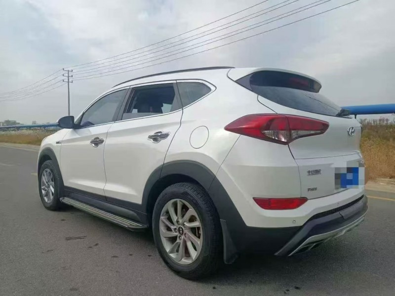 青岛16年现代途胜7