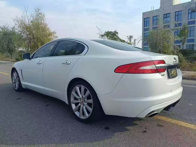 烟台15年捷豹XF8