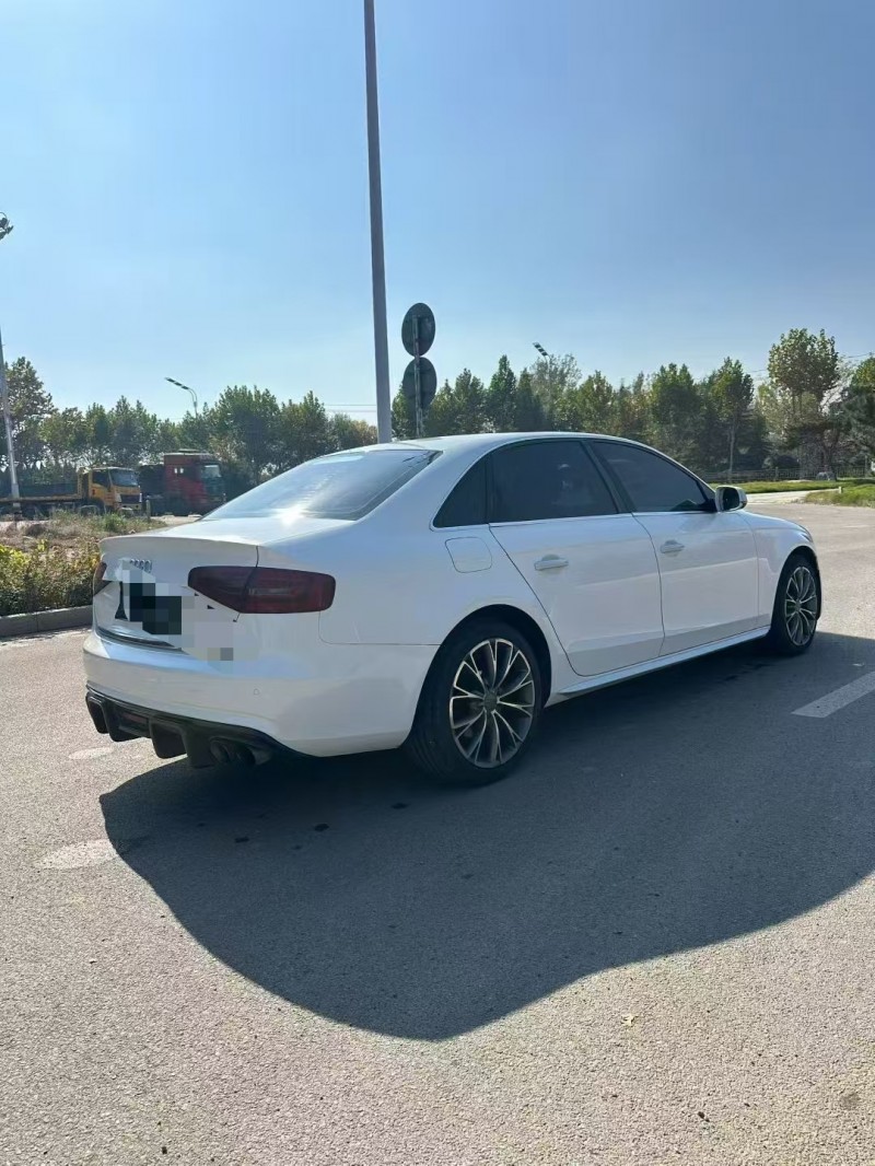 枣庄15年奥迪A4L9