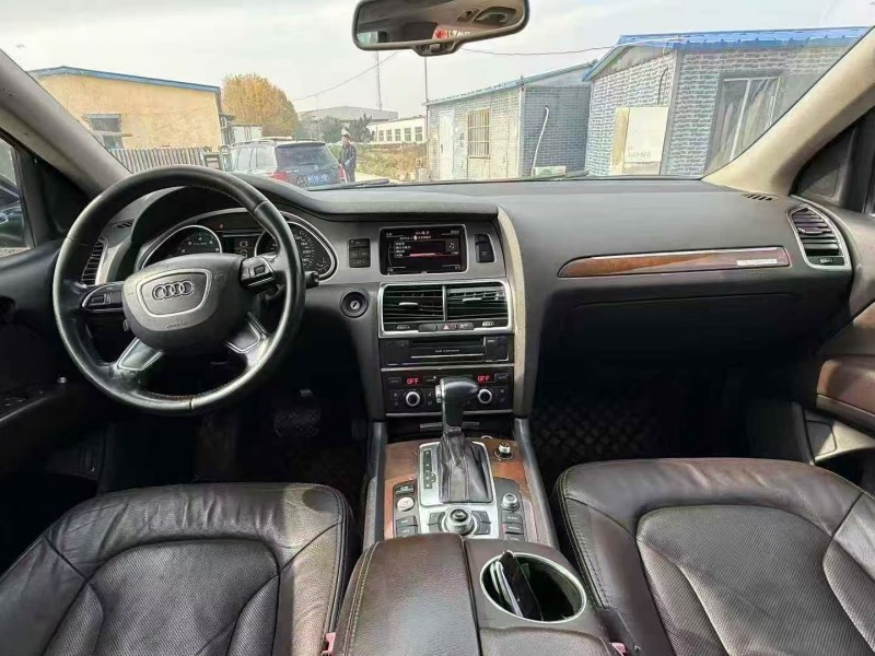 菏泽12年奥迪Q75