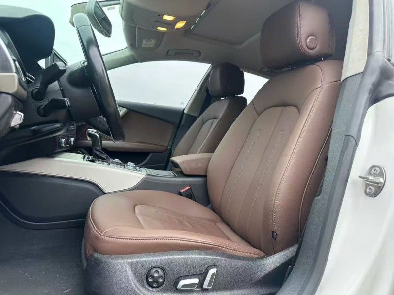 广州16年奥迪A7L5